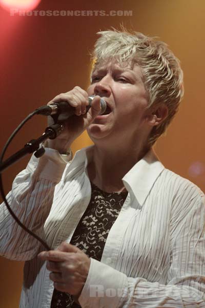 ANNE CLARK - 2008-11-06 - PARIS - La Locomotive - 
